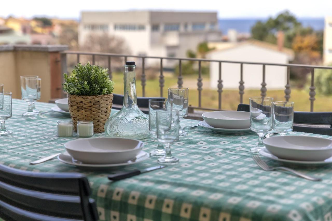 Villa Pitti Кастельсардо Экстерьер фото
